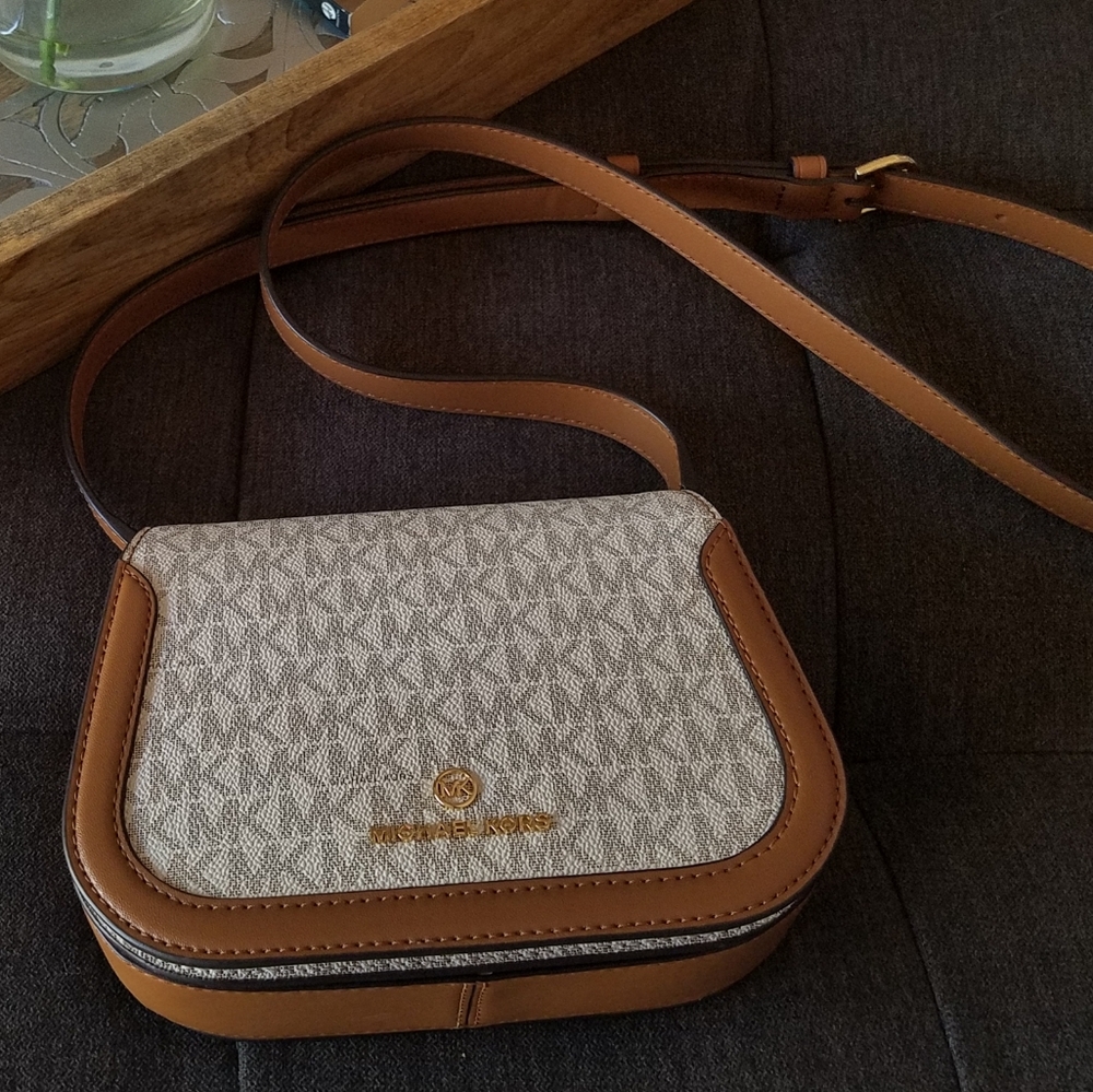 AUTHENTIC Michael Kors Lucie Leather Trim Small Logo Crossbody Bag NEW - Picture 6 of 16